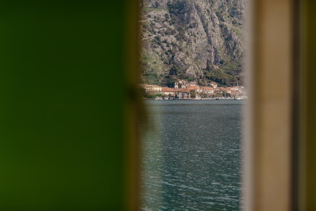 Sea Holiday Muo With Sea And City View Kotor Exterior photo