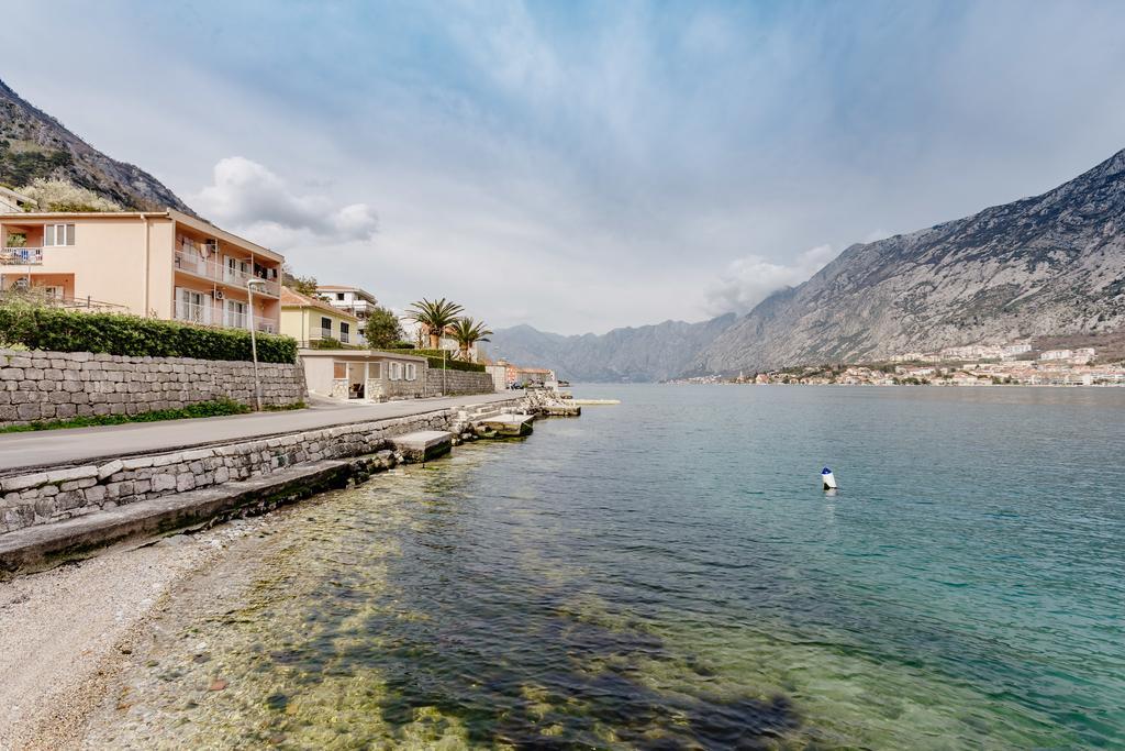 Sea Holiday Muo With Sea And City View Kotor Exterior photo