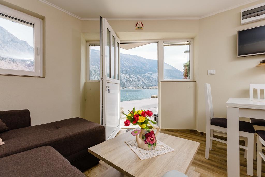 Sea Holiday Muo With Sea And City View Kotor Exterior photo